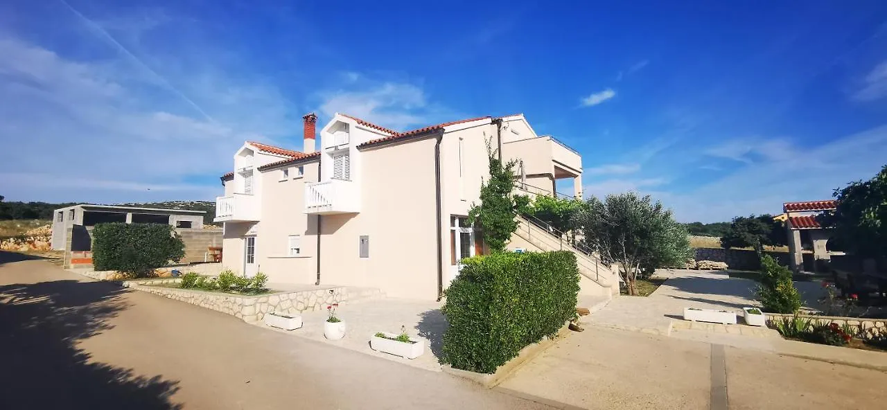 Apartments Marin, Kolan, Mandre, Pag  Kolan